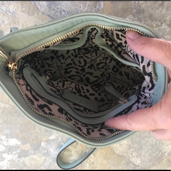 *SOLD* Jessica Simpson Crossbody/Purse, Pistachio - Picture 7 of 9